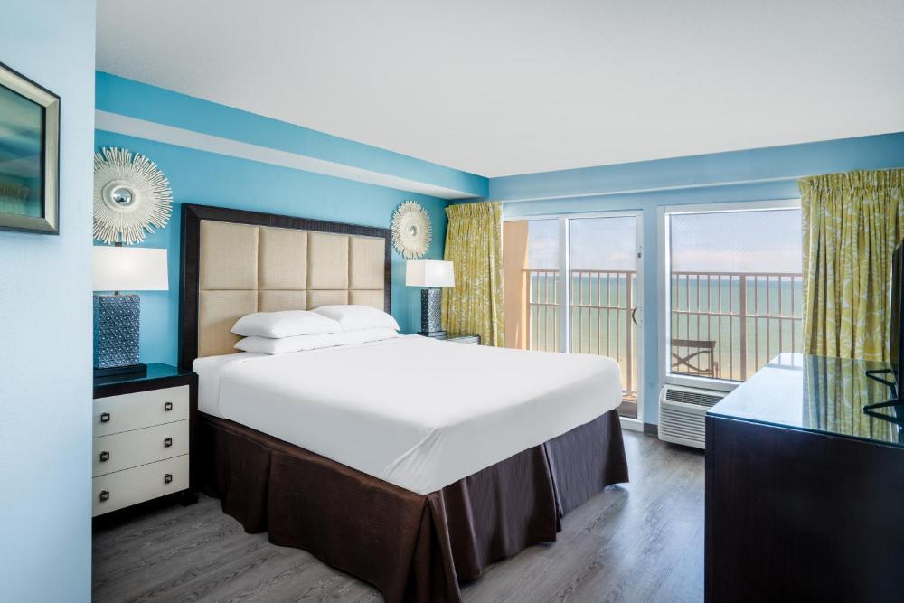 Premier Suite Three Kings Oceanfront interior